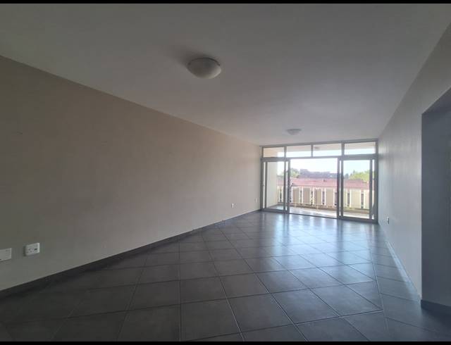 2 BEDROOM FLAT FOR SALE IN THREE RIVERS